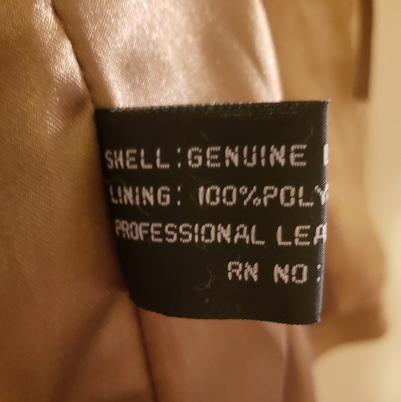 Leather jacket - Picture 2 of 4